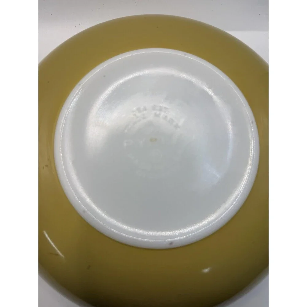 Vintage Pyrex Yellow Round Serving Bowl White Interior Glass USA Ovenware